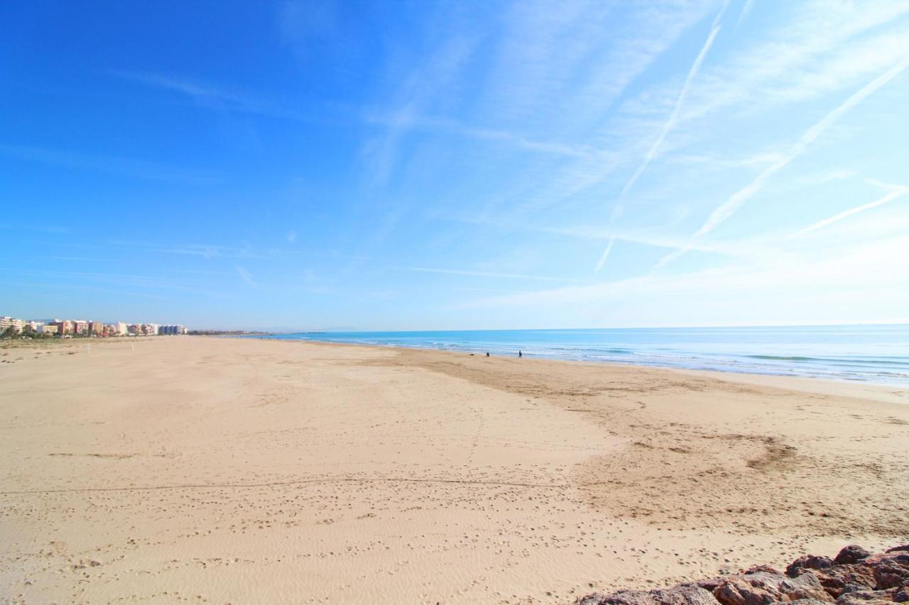 Global Properties, Apartamento De 4 Habitaciones A 100 M De La Playa Sagunto Buitenkant foto